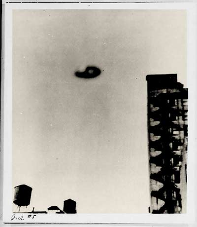 UFO photographed over New York City